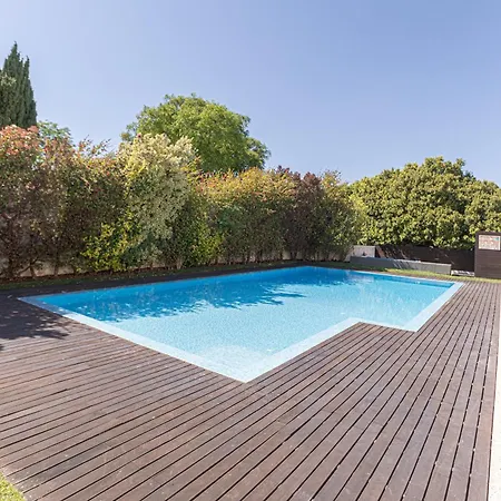 Golden Views Penthouse 3br In Newtown Apartment *