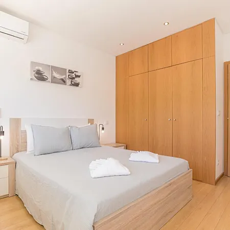 Golden Views Penthouse 3br In Newtown Albufeira