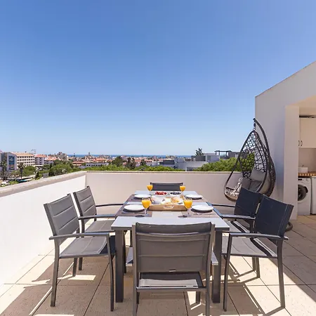 Golden Views Penthouse 3br In Newtown 알부페이라